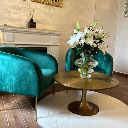 La Dolce Vita Luxury II Apartments With Best Free Private Parking In Center Пула Екстериор снимка