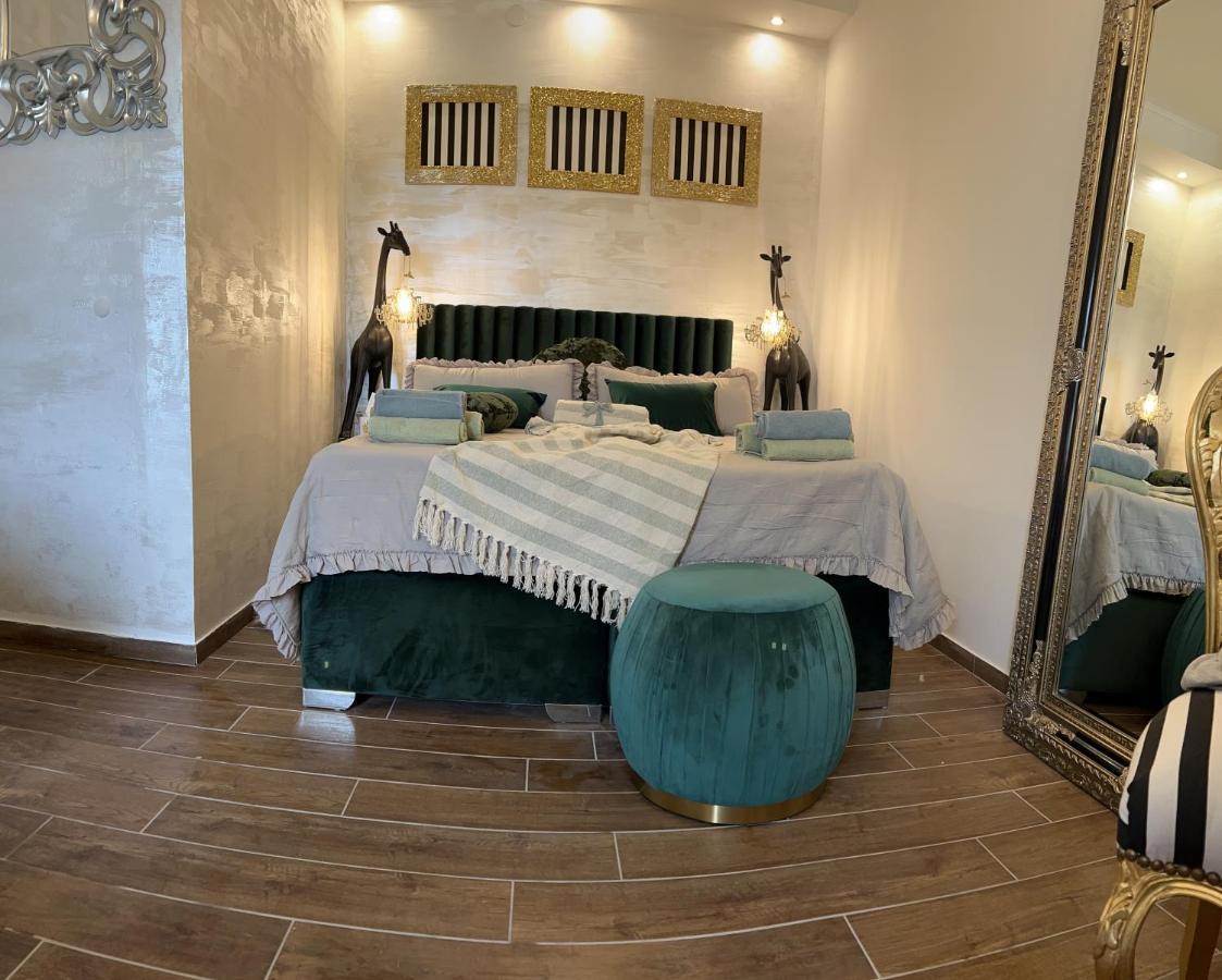 La Dolce Vita Luxury II Apartments With Best Free Private Parking In Center Пула Екстериор снимка