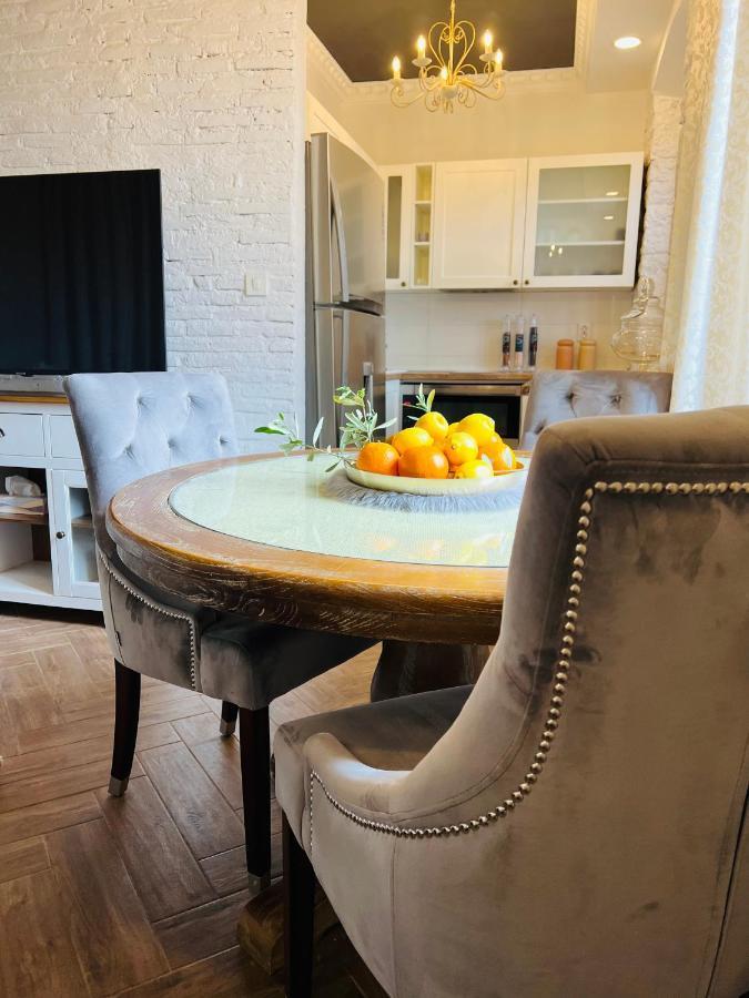 La Dolce Vita Luxury II Apartments With Best Free Private Parking In Center Пула Екстериор снимка